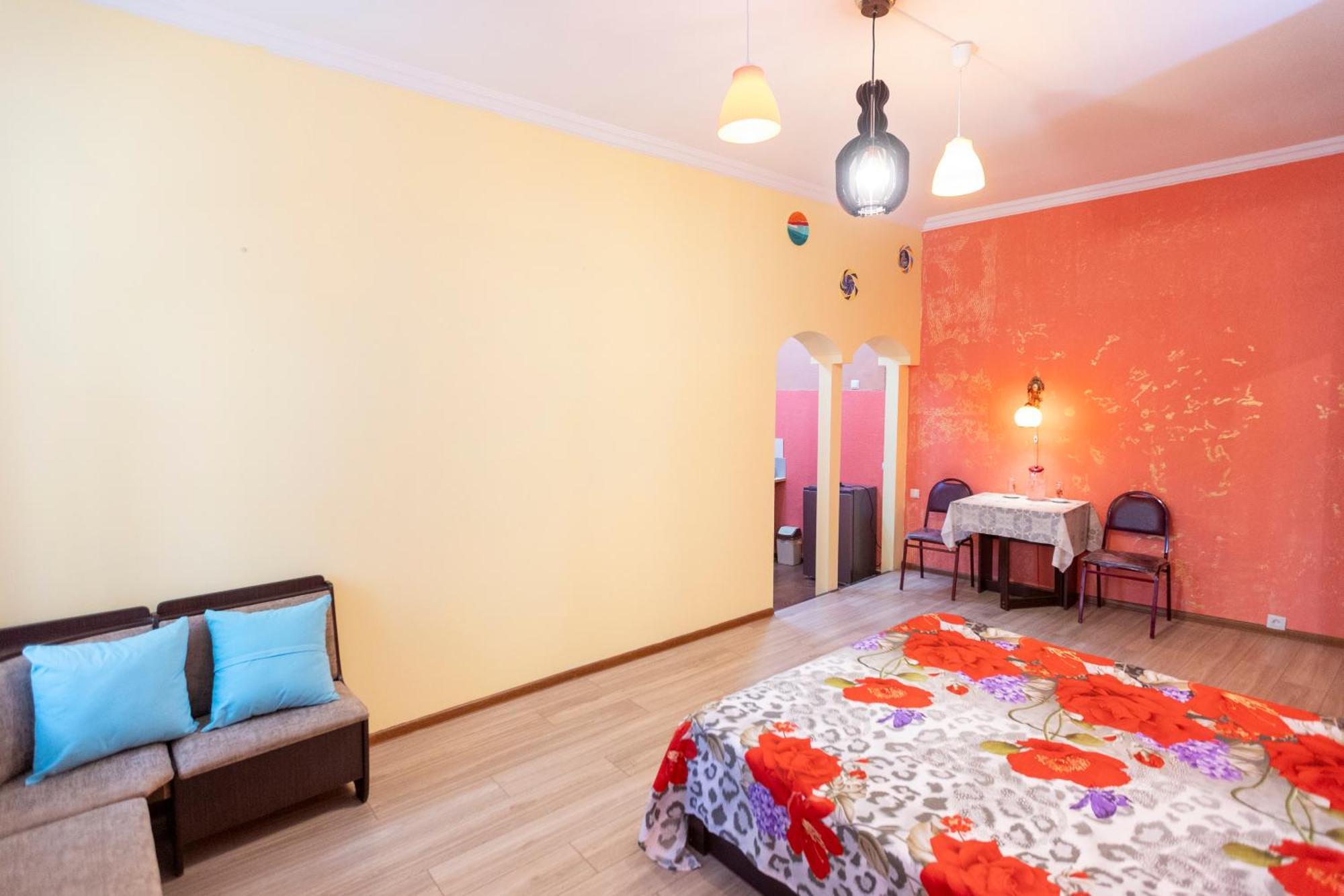 Homestay In Tbilisi Center Gm Eksteriør billede